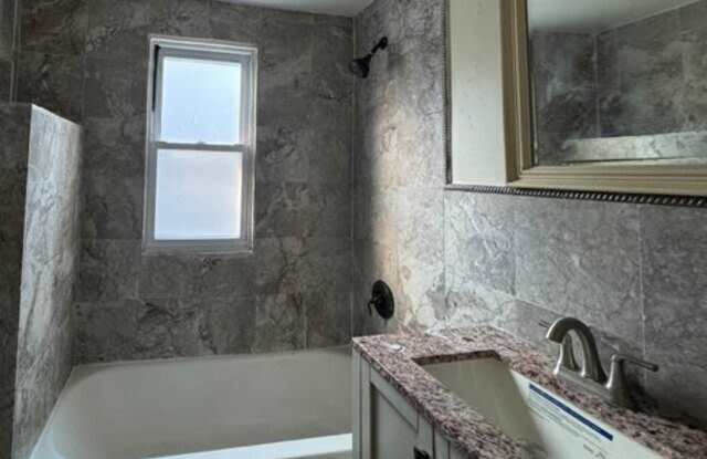 14 Grandview Avenue Gallery 4