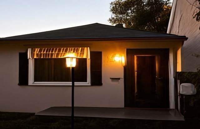 Cozy 1-Bedroom Home with Yard – Section 8 Friendly! photos photos