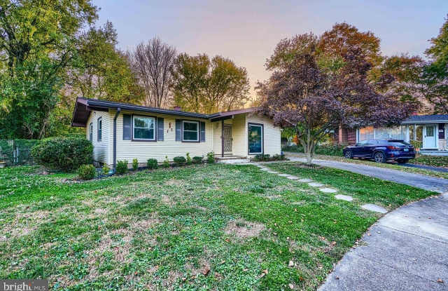 3903 INNERDALE Court Gallery 1