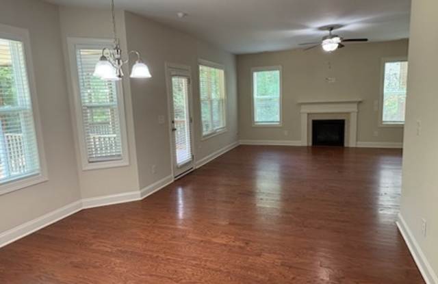 1310 Sourwood Drive Gallery 3