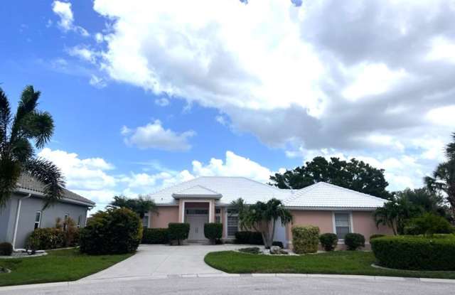 2BR+Office with sleeper/2BA Single Family Pool Home photos photos