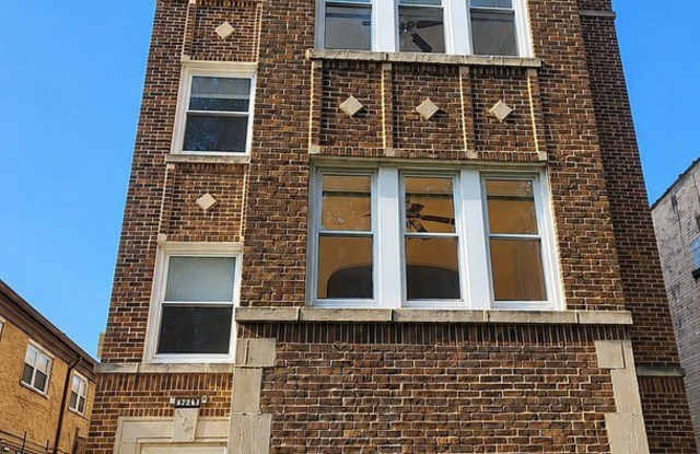 3744 W Leland Avenue photos photos