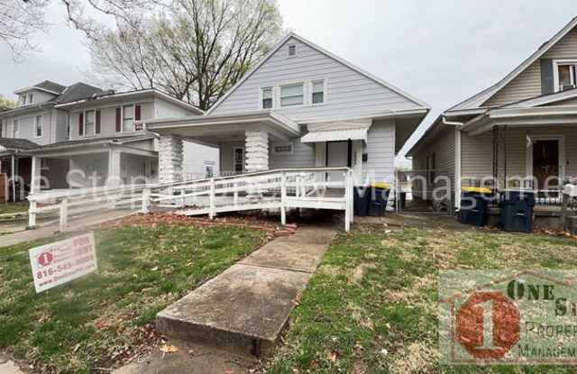 2805 East 33rd Street photos photos