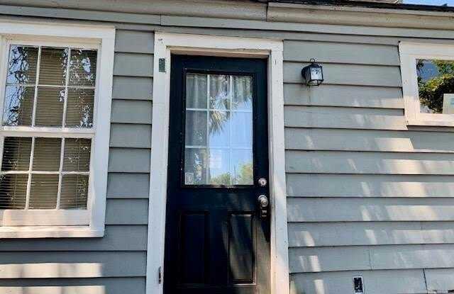 107 Smith Street unit: D photos photos