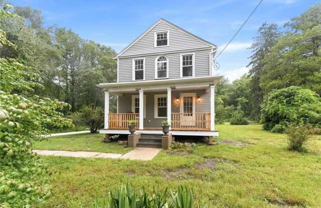 1552 Kingstown Road Gallery 1