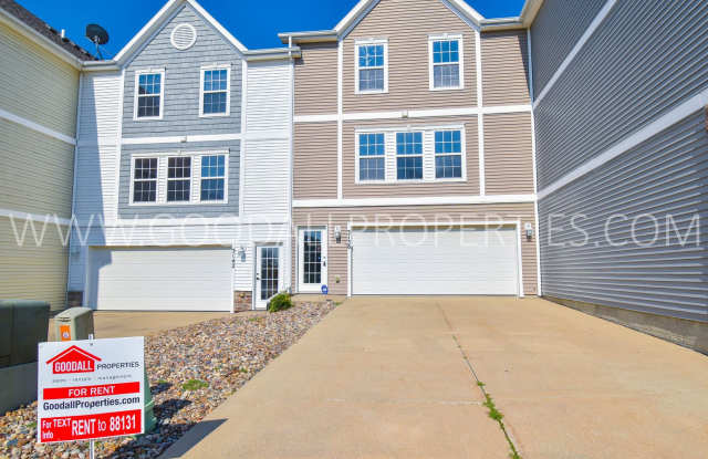 2 Bedroom 2 Bath Updated Townhome in Ankeny with attached two car garage photos photos 2 Bedroom 2 Bath Updated Townhome in Ankeny with attached two car garage photos photos