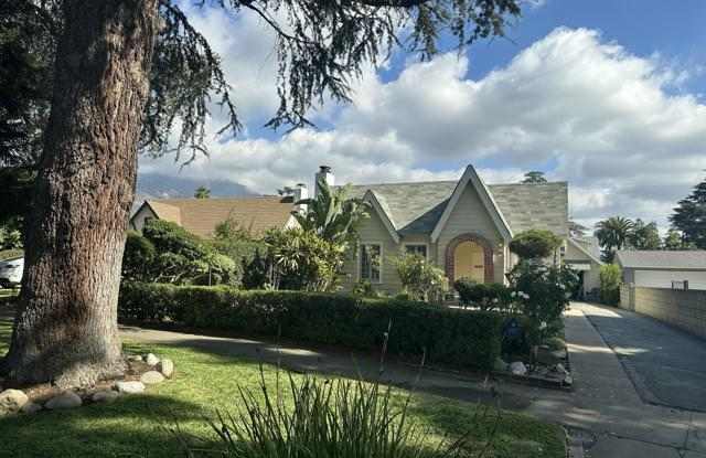 2122 Navarro Avenue - 2122 Navarro Avenue, Altadena, CA 91001