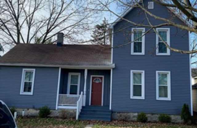 Updated 4 Bedroom House on the NW Side photos photos