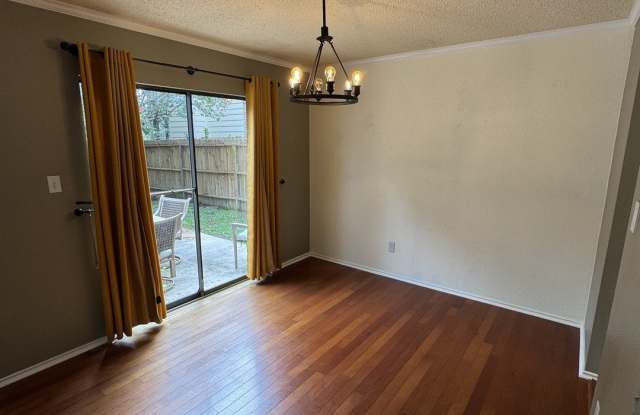 13815 STONE HOLLOW DR Gallery 3
