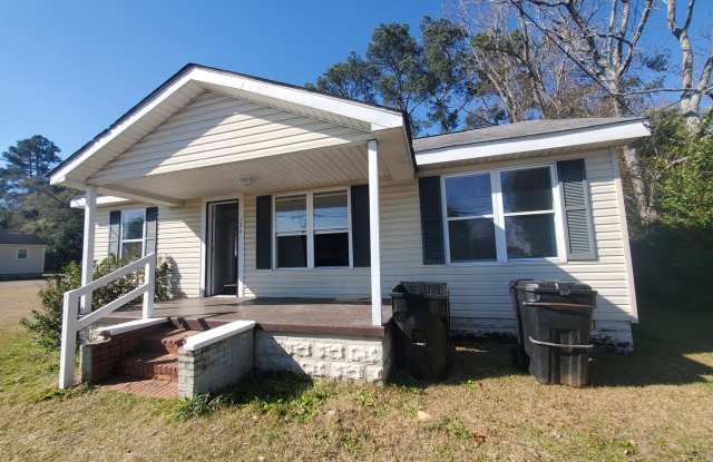 Cozy Home - 134 Wrightsville Avenue, East Dublin, GA 31027