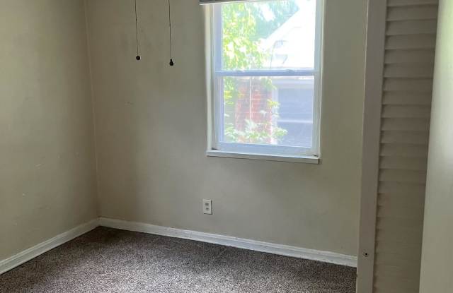 327 Wampler Avenue Gallery 3