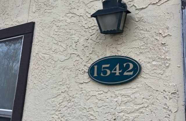 Location is everything! 1 bed 1 bath Bentonville photos photos Location is everything! 1 bed 1 bath Bentonville photos photos