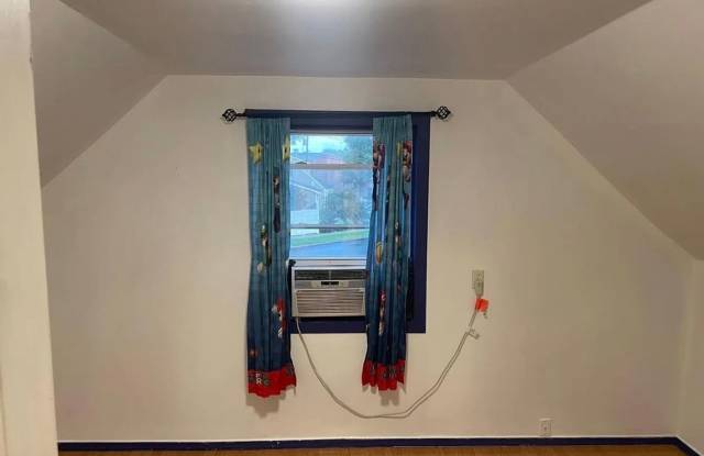 Charming 3BR House in Morrisville Gallery 3