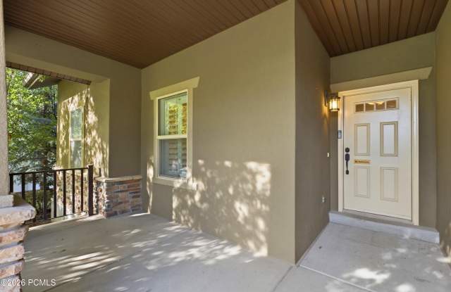 350 S Millers Mile Road Gallery 4