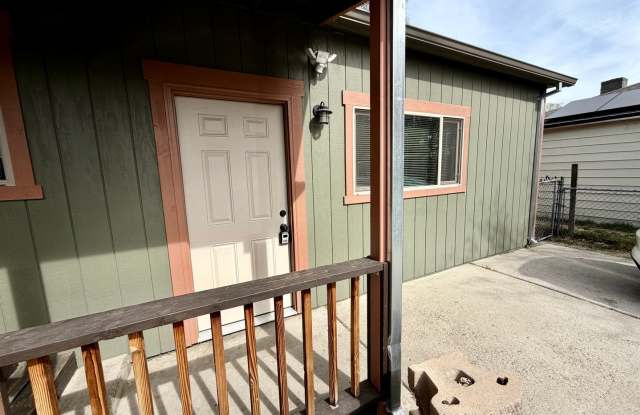 1835 Desna St # A photos photos