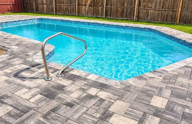 Stunning 4-Bedroom Pool Home with Solar Panels – Your Private Florida Paradise Awaits! Gallery 4