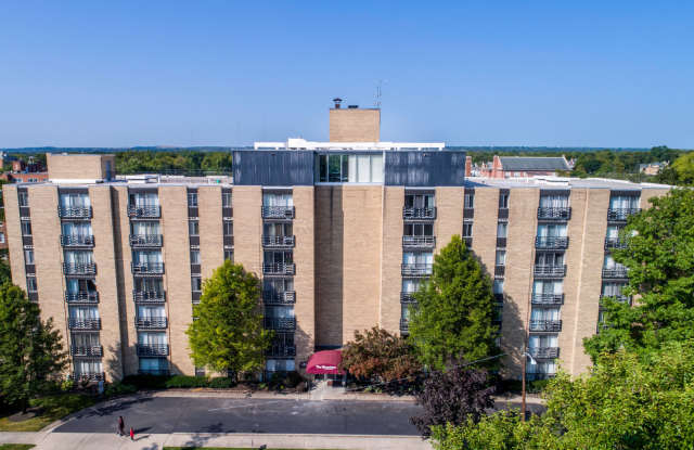 Riverstone Apartments Gallery 2