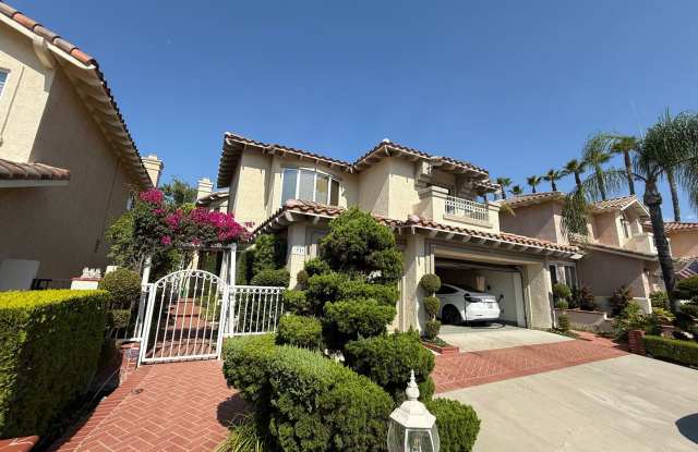 Stunning 4 Bed 4 Bath in gated Dove Canyon photos photos