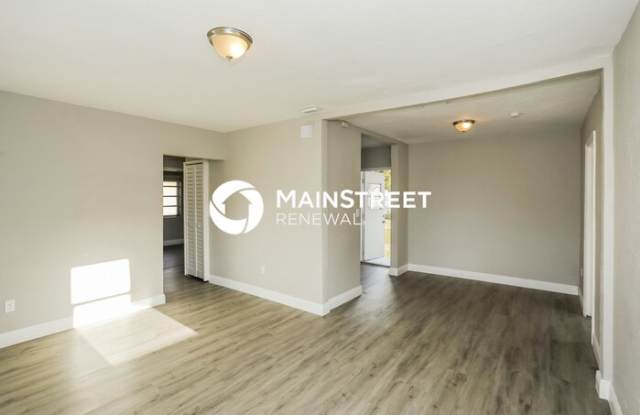 2910 Northwest 70th Terrace Gallery 3