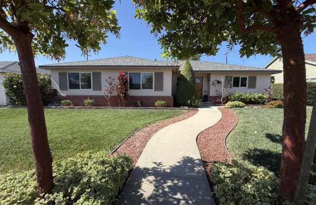 453 Eastwood Drive - 453 Eastwood Drive, Oxnard, CA 93030 453 Eastwood Drive - 453 Eastwood Drive, Oxnard, CA 93030