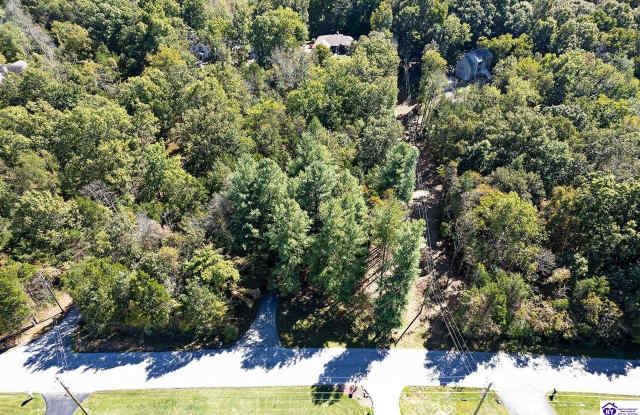 306 Forest Trace - 306 Forest Trce, Hardin County, KY 40160