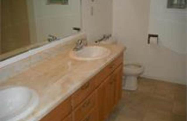 2652 Maple Hills Drive photos photos