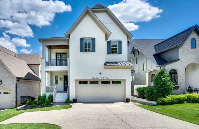 Stunning 5BE/4.5BA home nestled in the highly desired exclusive Hillmont Drive (private street)! photos photos