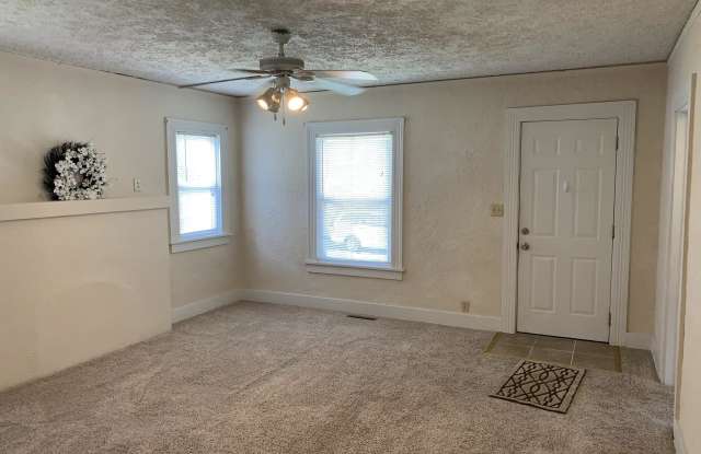 1907 S Picher Avenue Gallery 3