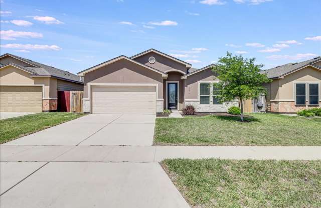 7610 Quartz - 3/bedroom 2/bathroom - $2195/month photos photos