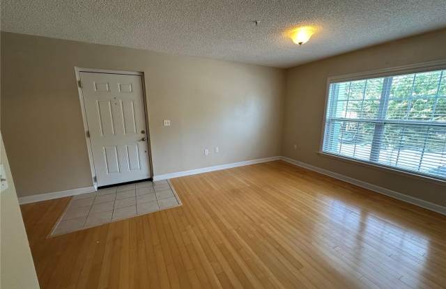 2035 DIXIE BELLE Drive Gallery 2