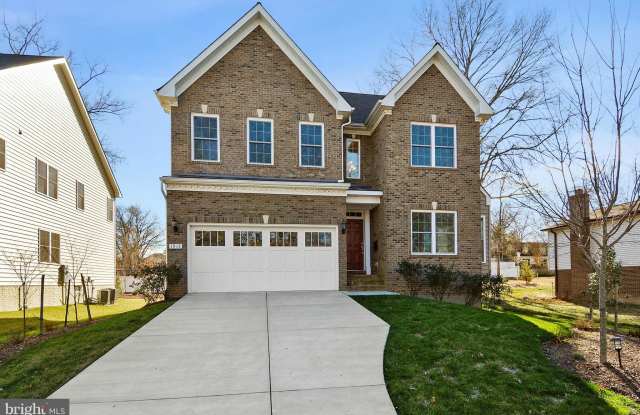 1913 WESTFIELD STREET - 1913 Westfield Street, Fort Hunt, VA 22308