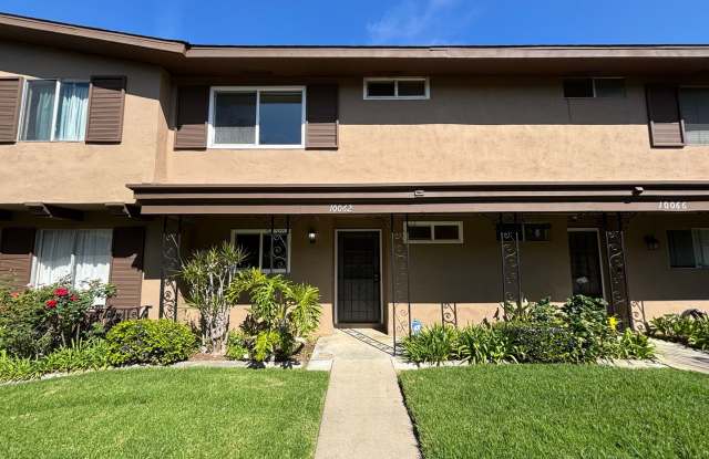 Clean and upgraded 3 bedroom townhouse available in Fountain Valley photos photos