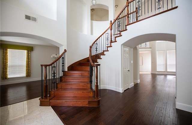 963 Terracotta Drive Gallery 3