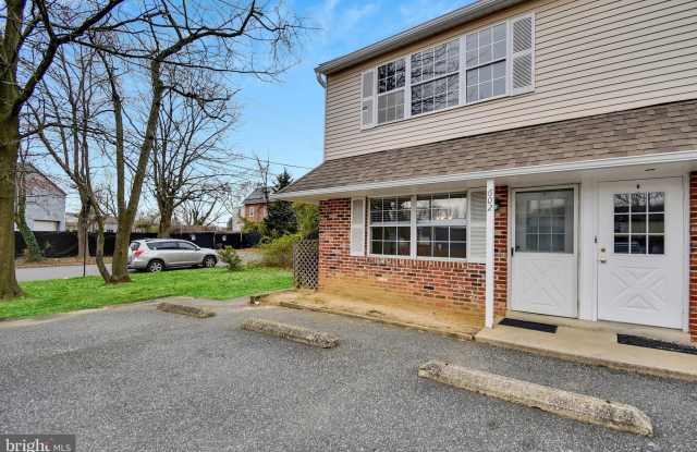 602 COUNTRY LANE photos photos