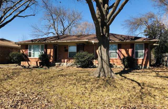 2727 San Medina Avenue - 2727 San Medina Avenue, Dallas, TX 75228