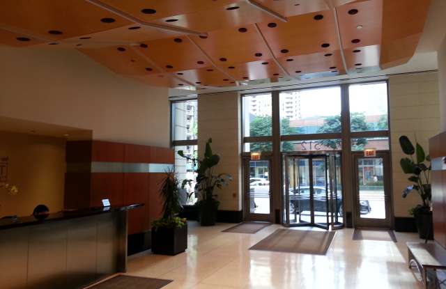 512 North Mcclurg Court Gallery 4