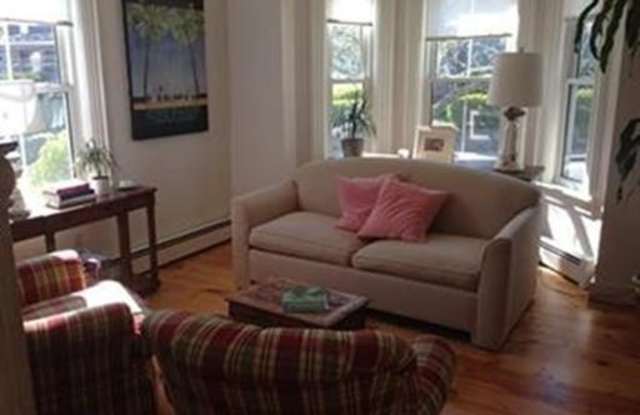 27 Pond Street Gallery 4