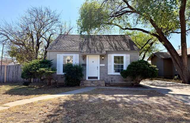2423 25th Street - 2423 25th Street, Lubbock, TX 79411