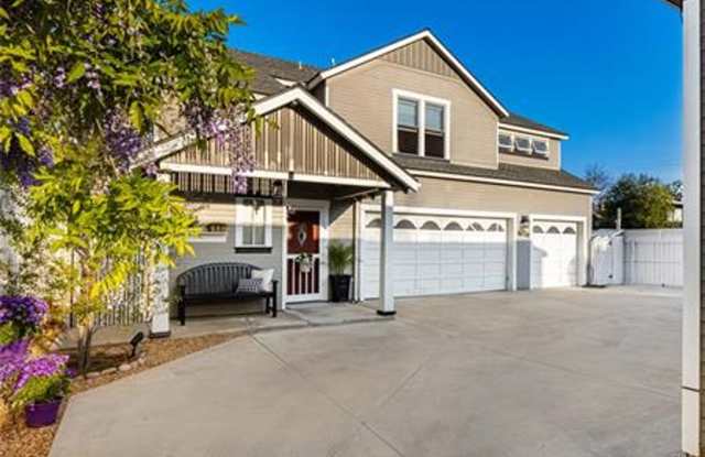 *Coming Soon* A Must-See 3-Bed, 3-Bath Home — 327 Harwood! - 327 North Harwood Street, Orange, CA 92866