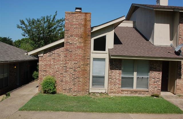 608 Lillard Road - 608 Lillard Road, Arlington, TX 76012
