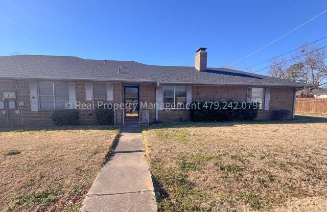 Ready for move in! - 2 Bed 2 Bath 2 Car Garage Duplex 2320 S. 50th photos photos