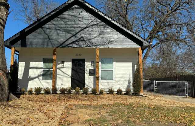 Beautiful 3 Bedroom 2 Bathroom Home! - 2733 East Admiral Court, Tulsa, OK 74110 Beautiful 3 Bedroom 2 Bathroom Home! - 2733 East Admiral Court, Tulsa, OK 74110