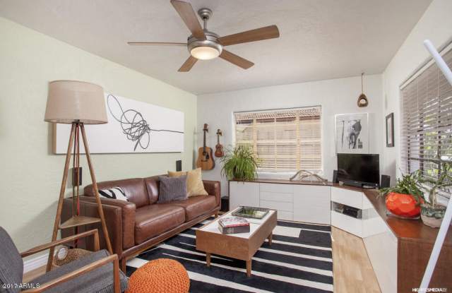 2305 E MITCHELL Drive Gallery 3