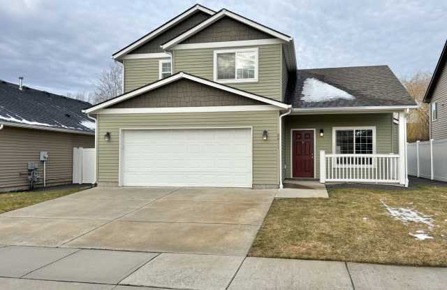 8811 North Elm Street photos photos