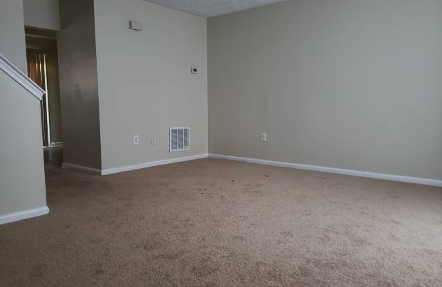2422 E Rosecroft Village Cir Gallery 3