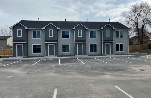 1029 East Iowa Avenue - 2 - 1029 E Iowa Ave, Nampa, ID 83686