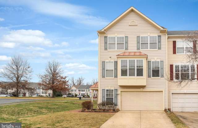 43792 SUNSET Terrace - 43792 Sunset Terrace, Ashburn, VA 20147