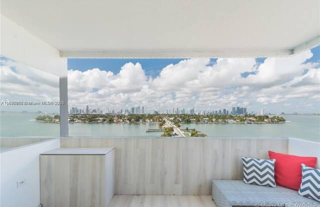 3 Island Ave photos photos