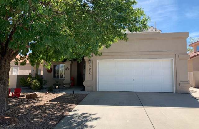 Magnificent 4 Bedroom, 2.5 Bath in Rio Rancho! photos photos