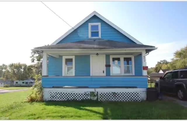 875 Cameron Ave - 875 Cameron Avenue, Youngstown, OH 44502